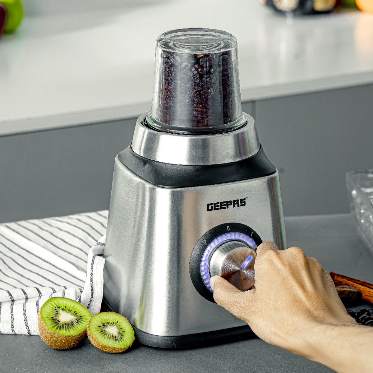 Geepas GSB44076UK 2-In-1 Blender With 1.5L Glass Jar, Smart Lock | 2 Speed With Pulse Function | Ideal For Smoothies, Vegetable, Fruits, Milkshakes, Ice & More | Thermostat And Safety Switch