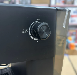 Ufesa 20-Bar High Pressure Digital Espresso Machine | 4 Botones