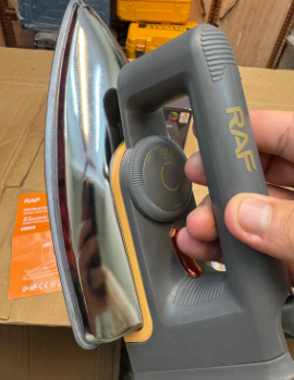 Original RAF Lightweight Dry Iron | 1600W | R.1108