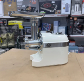 UAKEEN Meat Grinder | 1800W Meat Mincer | 3 Metal Cutting Plates | ZL-610