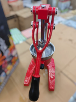 Imported Super Crest Manual Citrus Juicer SCT-8009