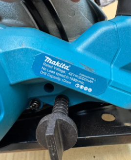 Commercial Makita 48V 7 Inch Cordless Circular Saw