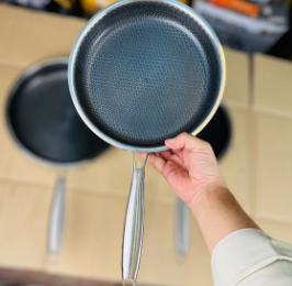 Imported Honeycomb Lesser Flat Fry Pan 30CM