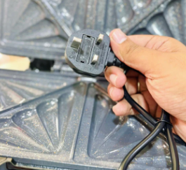 Tower Deep filed Sandwich Maker 900W