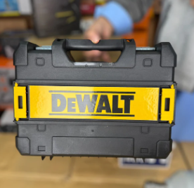 DeWalt Commercial Cordless Impact Wrench