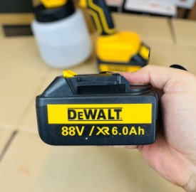 DEWALT Rechargeable Spray Machine