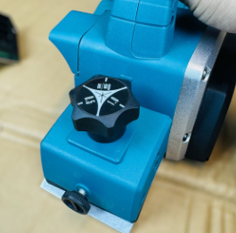 Makita Rechargeable Wood Planer