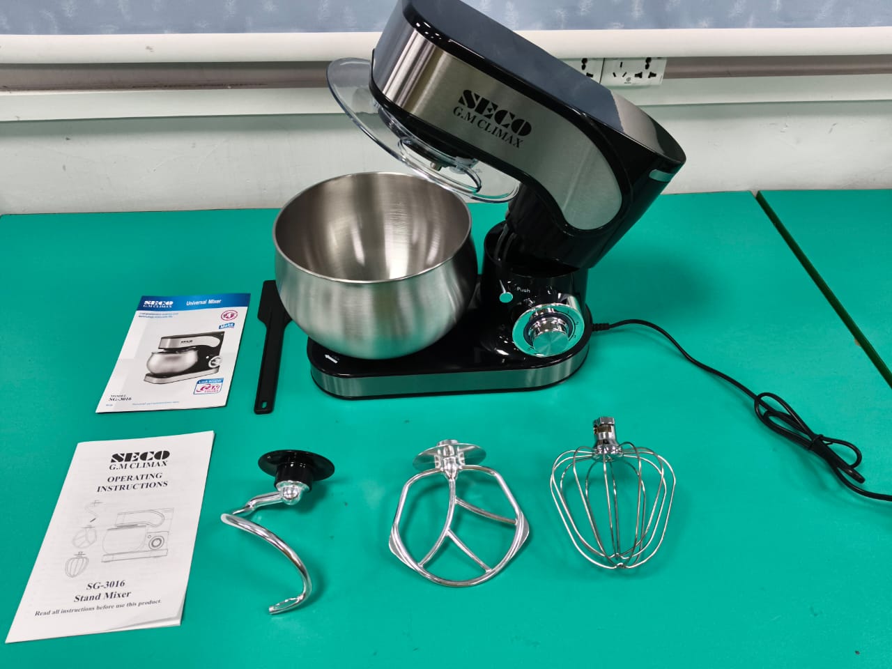 Seco 7.5 Liter Stand Mixer 1500W | Dough Maker | Kneading Machine